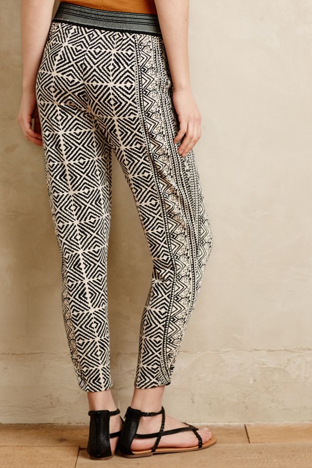 Samara Joggers #2
