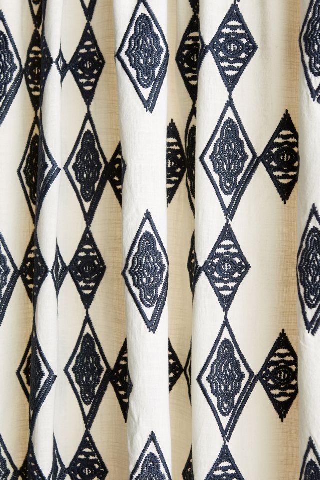 Tumbling Diamonds Curtain #1