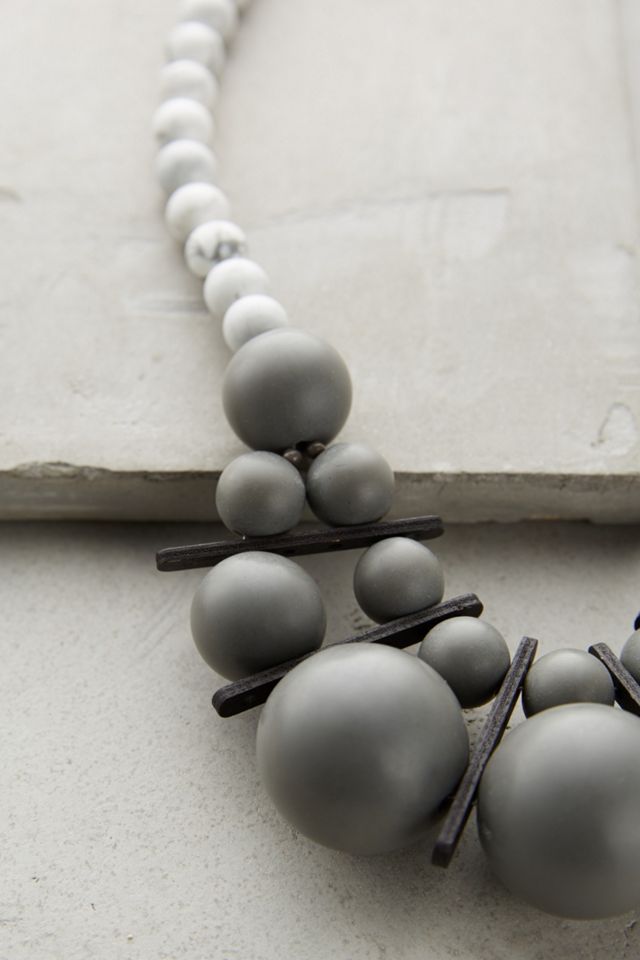 Museu Bib Necklace #1