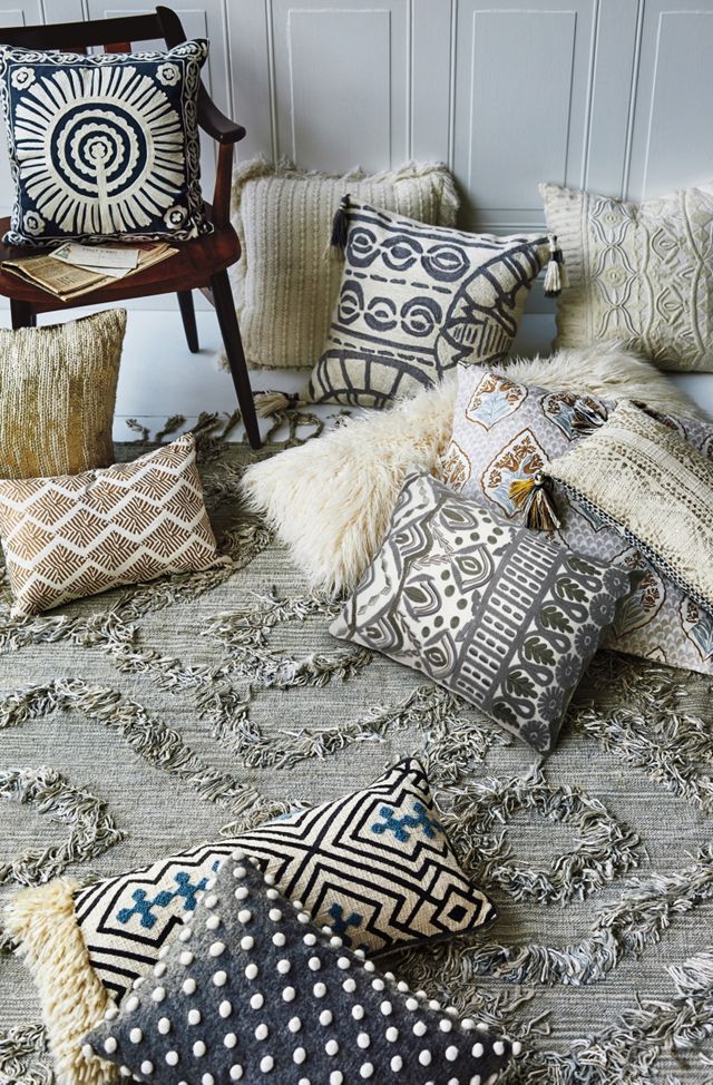 Tufted Ariany Pillow #4