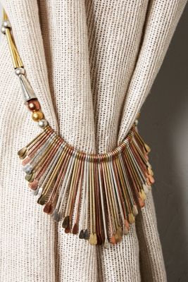 Diadem Tieback