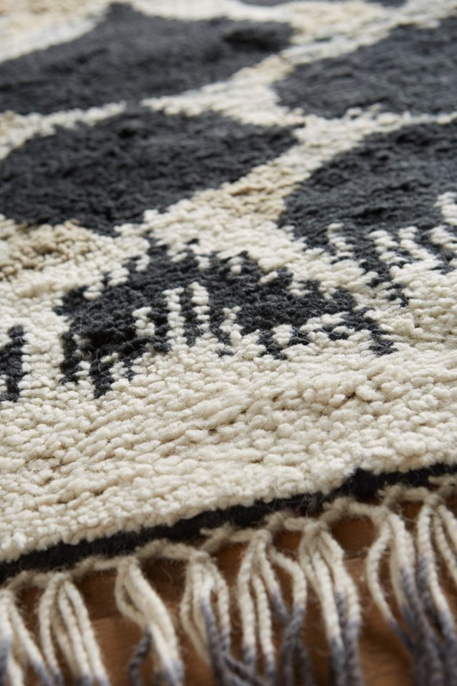 Pebbled Pond Rug #2