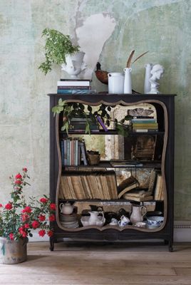 Persica Bookshelf