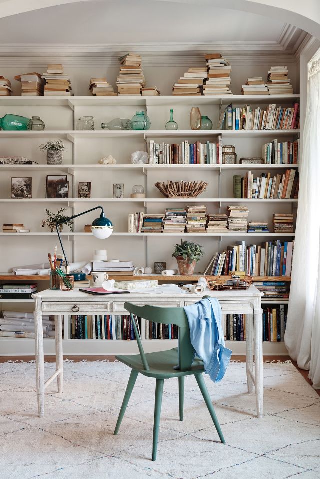 Washed wood store desk