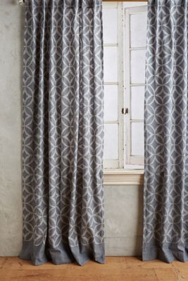 Concave Diamonds Curtain