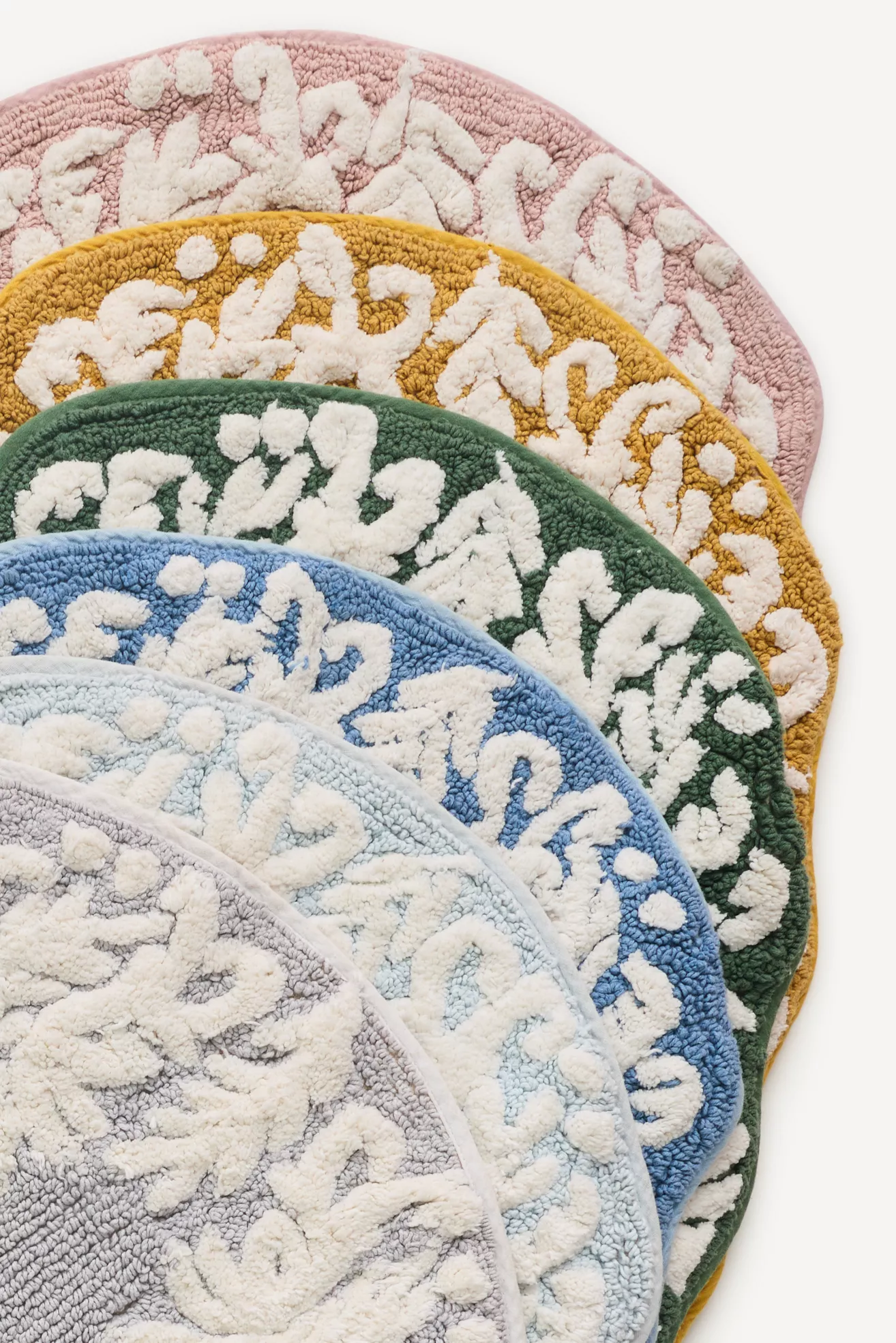 Geraldine Tufted Cotton Bath Mat - thumbnail 9