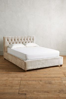 Slub Velvet Tufted Lena Bed