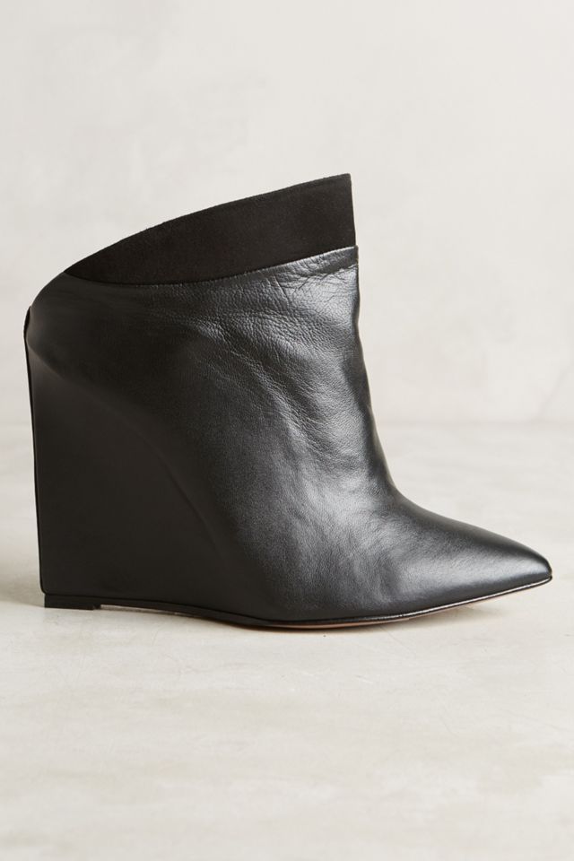 Hoss Intropia Mule Booties #1