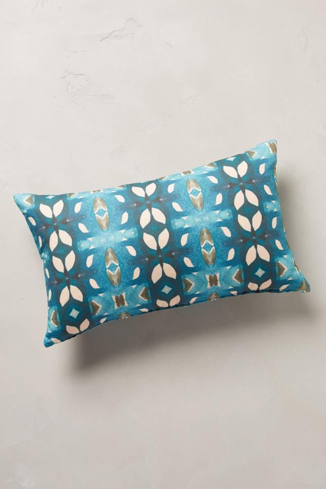 Ravella Pillow