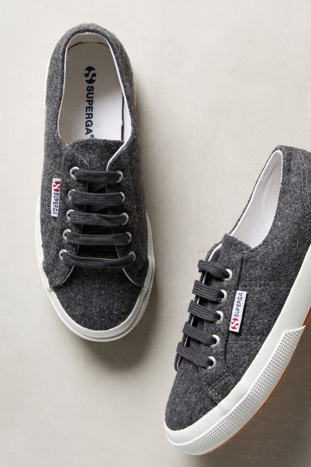 Wool supergas store