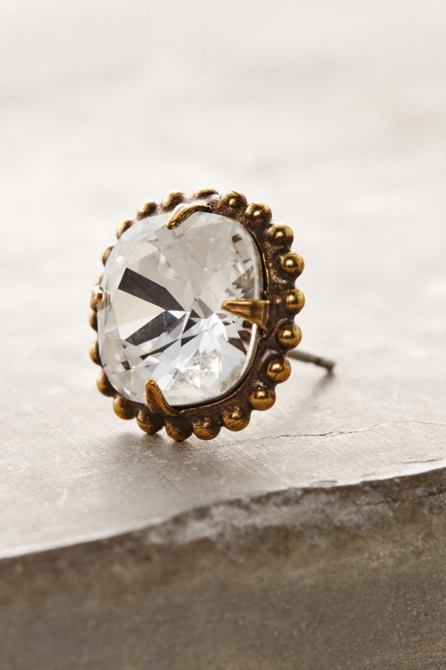Nolia Studs #1