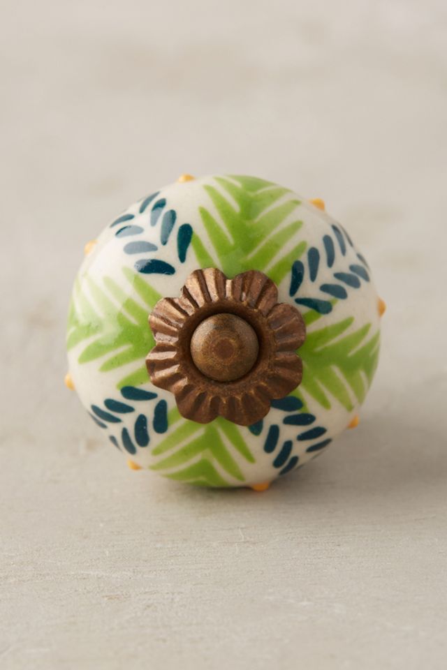 Gardening Indoors Knob