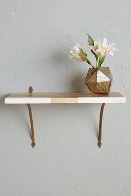 Marble-Blocked Shelf