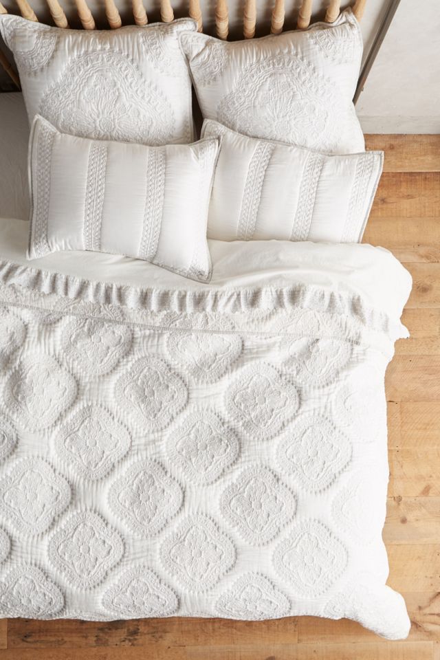 Peonia Coverlet