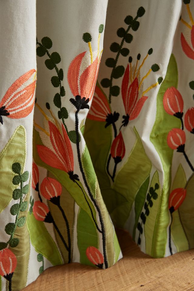 Tulip & Eucalyptus Curtain #1