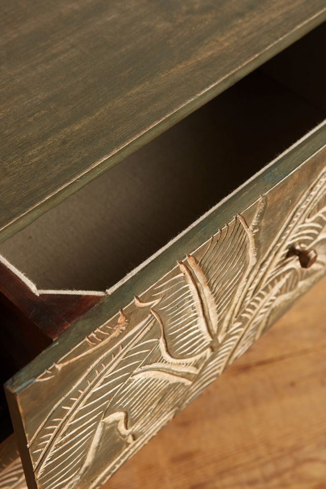 Liri Leaf Nightstand #1