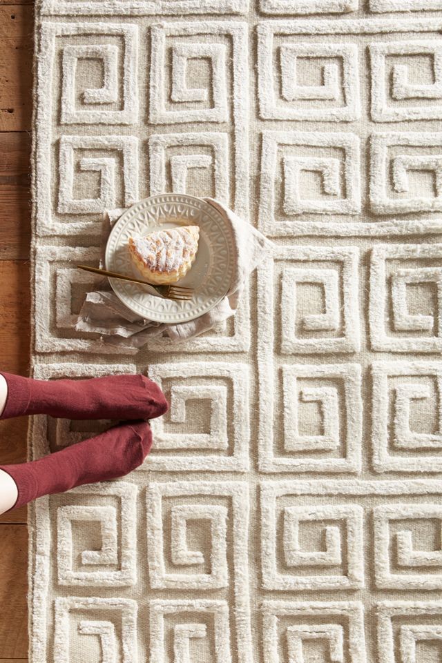Greek Key Rug #1