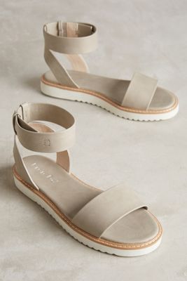 Lien.Do by Seychelles Miramar Sandals