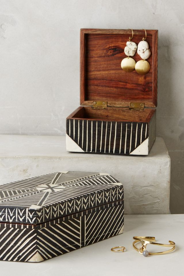 Shona Vanity Collection