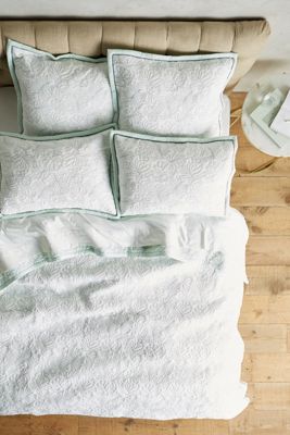 Pilar Palm Coverlet
