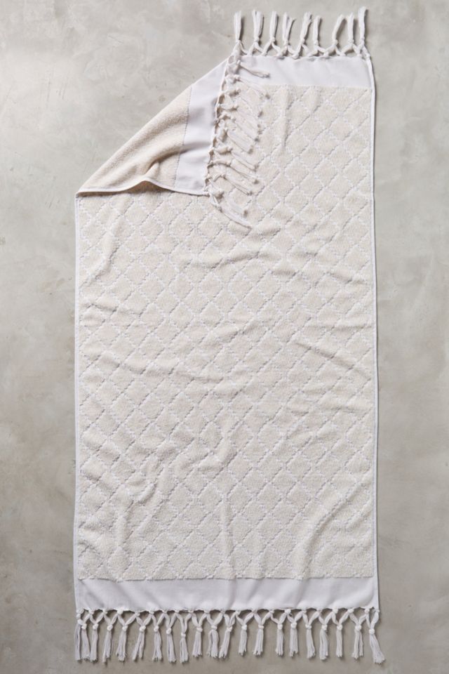 Atessa Towel Collection