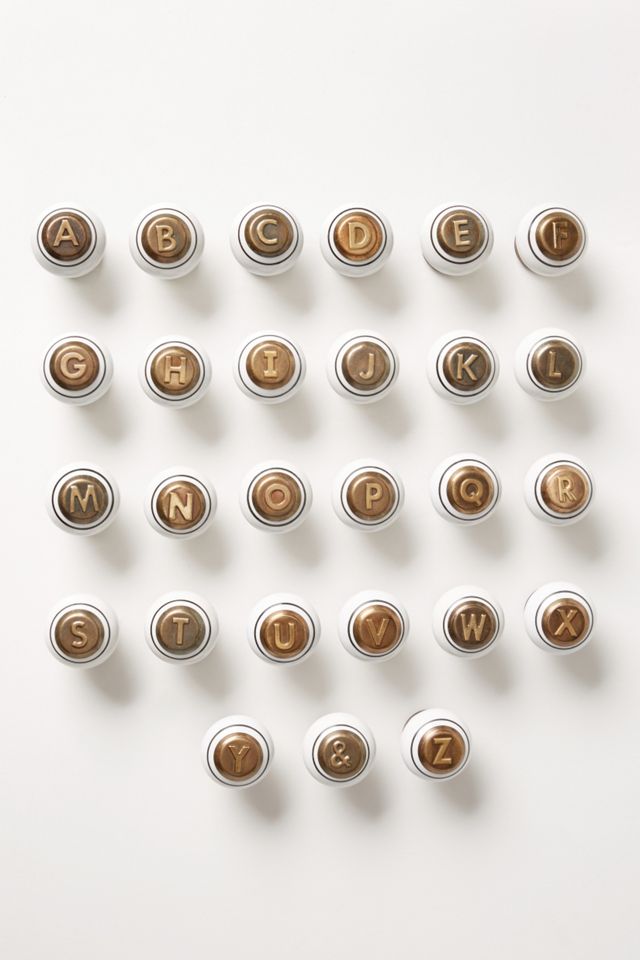 Cachet Monogram Knob #5