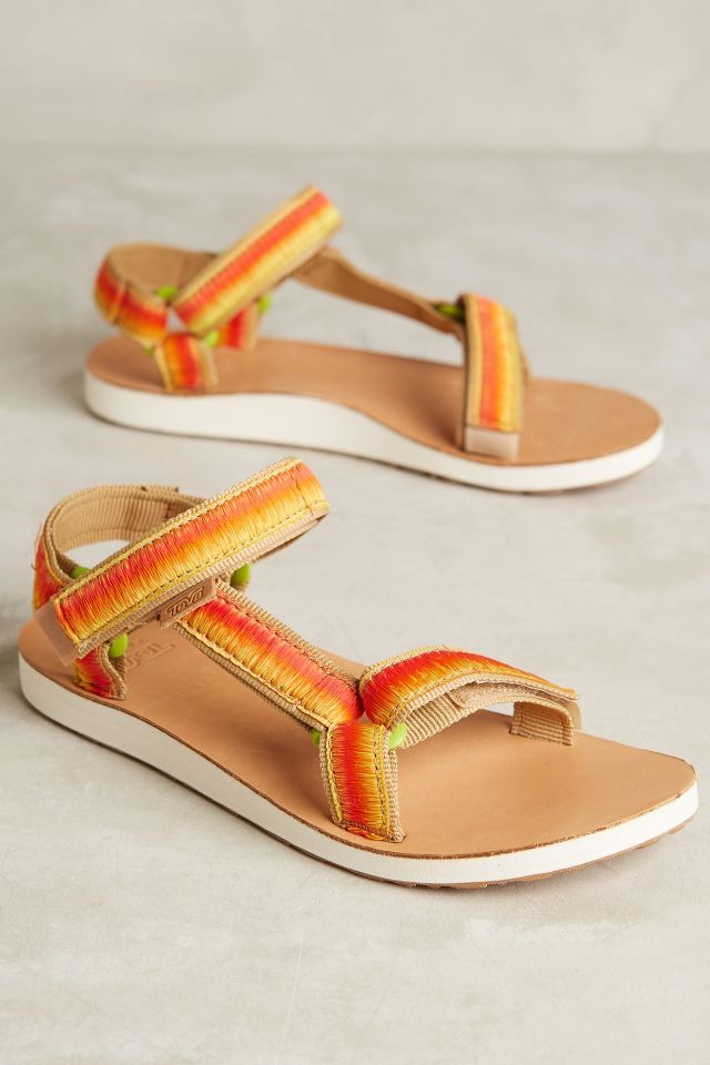 Teva store ombre sandal