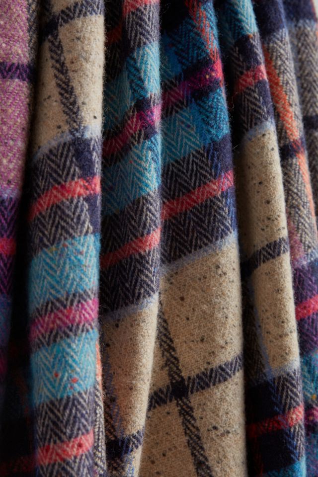 Avoca Plaid Lambswool Throw Blanket #3