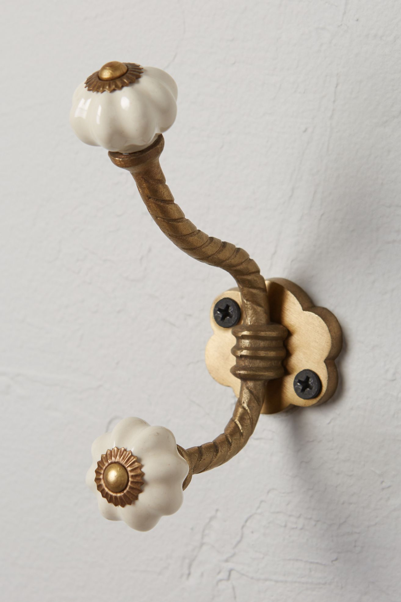 Ceramic Melon Hook - Linen, One Size