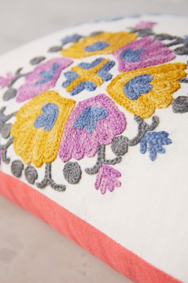 Jovana Pillow #5