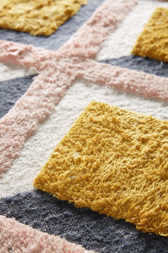 Hand-Tufted Trellis Rug #1