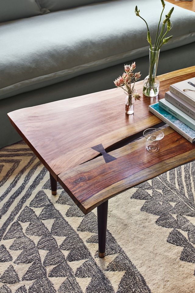 Geo Megali Rug Swatch #4