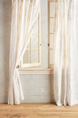 Tessara Curtain