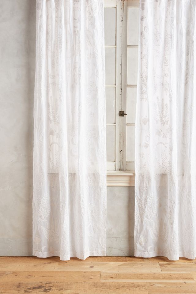 Blanched Flora Curtain #1