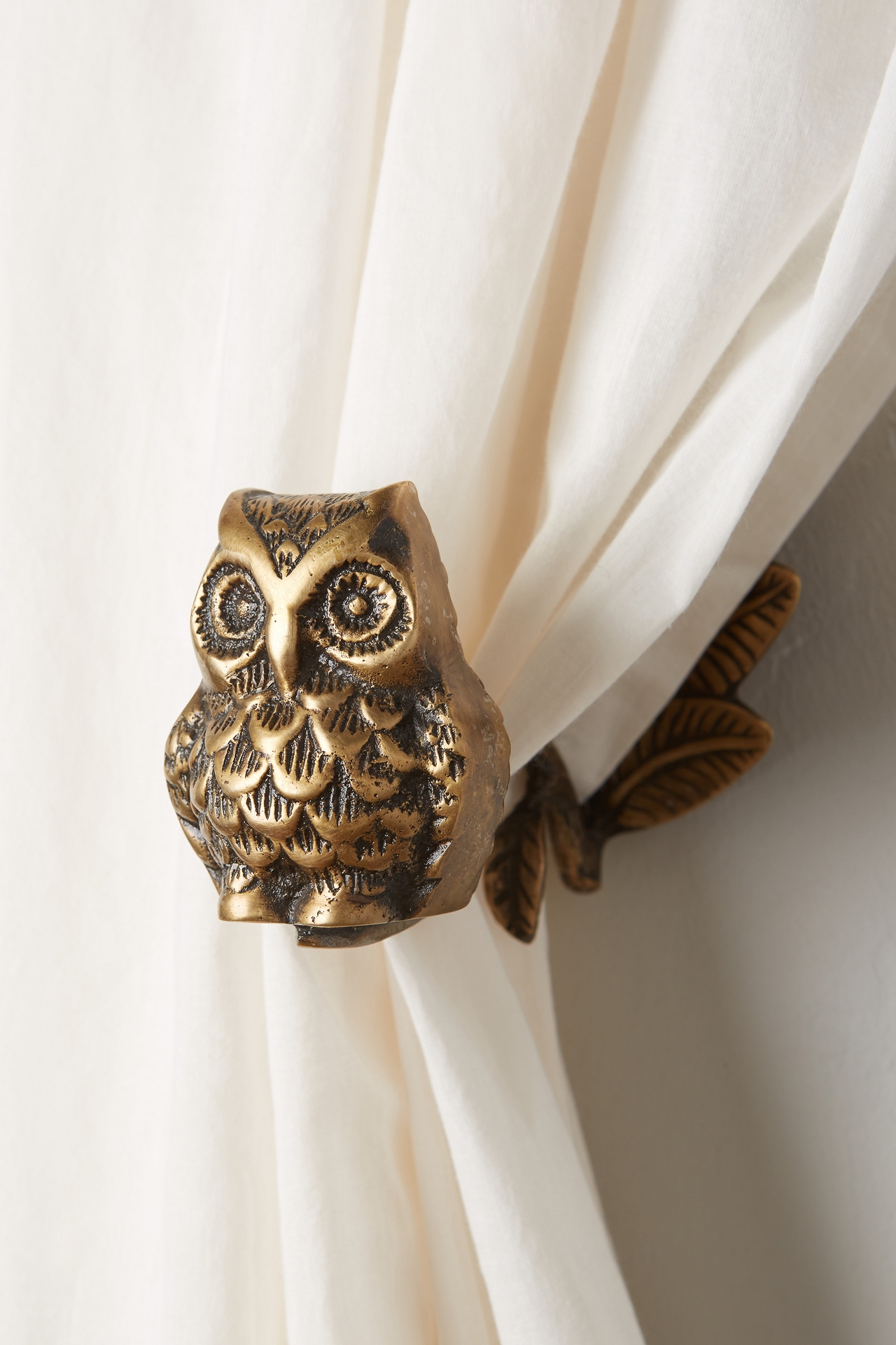 Wise Owl Tieback