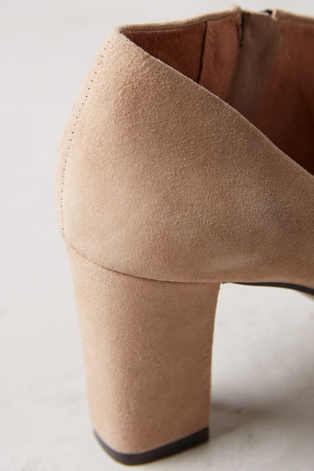 All Black Side-Scoop Booties #4