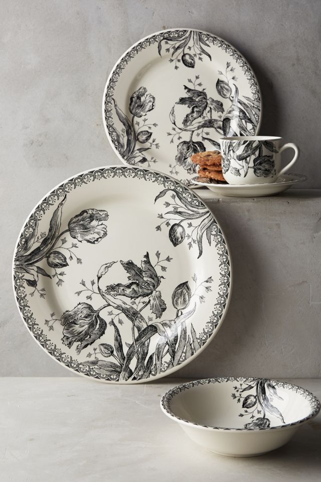 Gien Tulipes Noires Dinner Plate #1