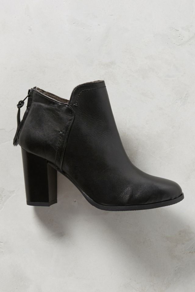 Alba Moda Cotteridge Booties #1