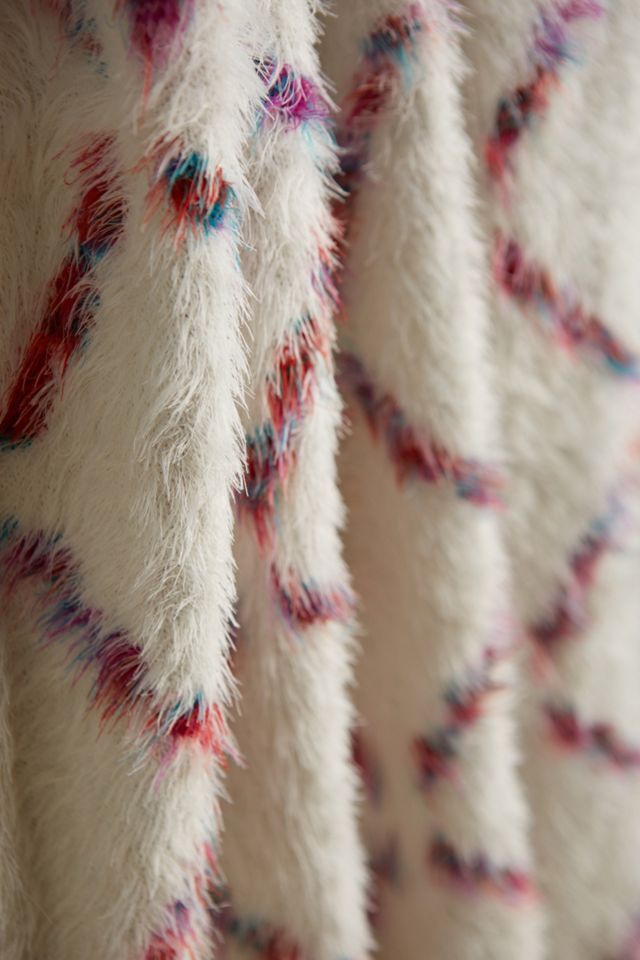 Cozy Diamond Throw #1
