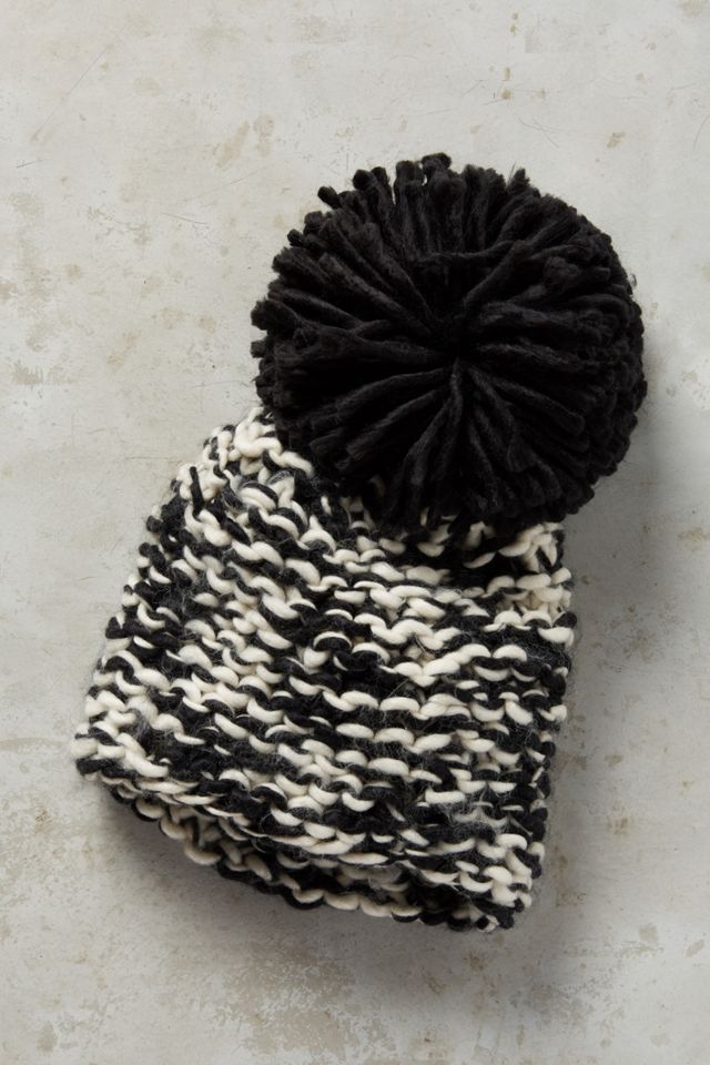 Pommed Winterland Beanie