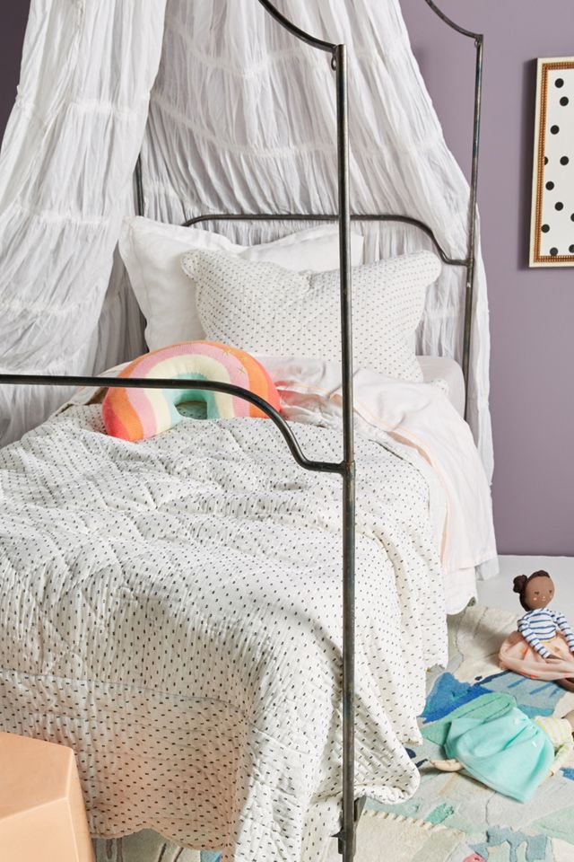 Swiss Dot Kids Quilt #4