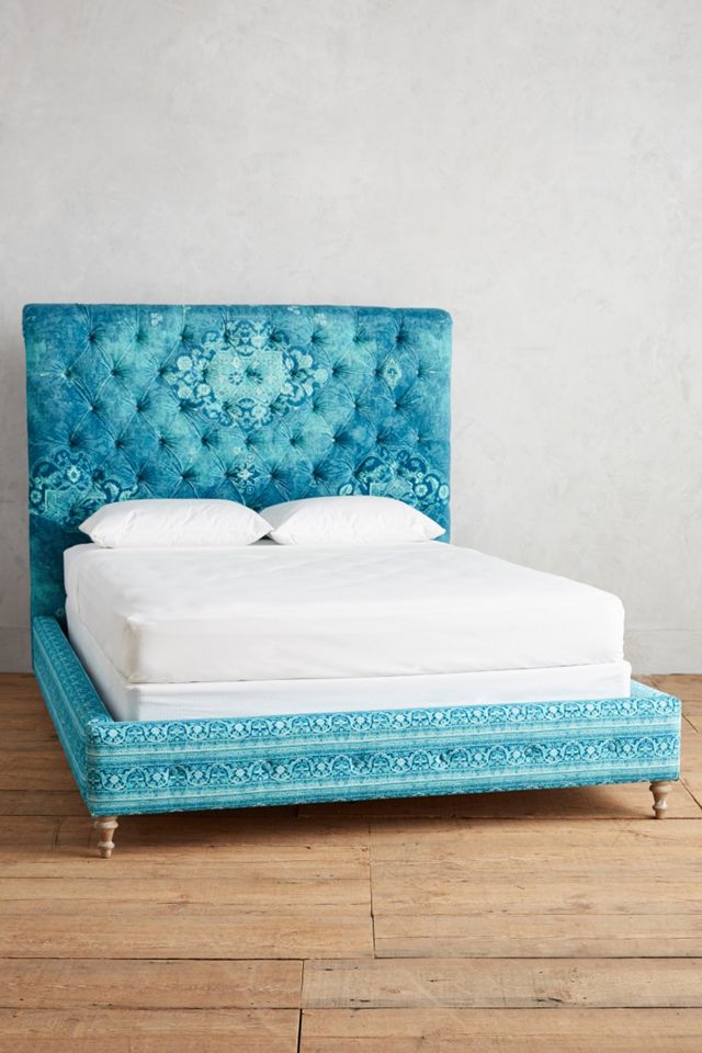 Rug-Printed Orianna Bed