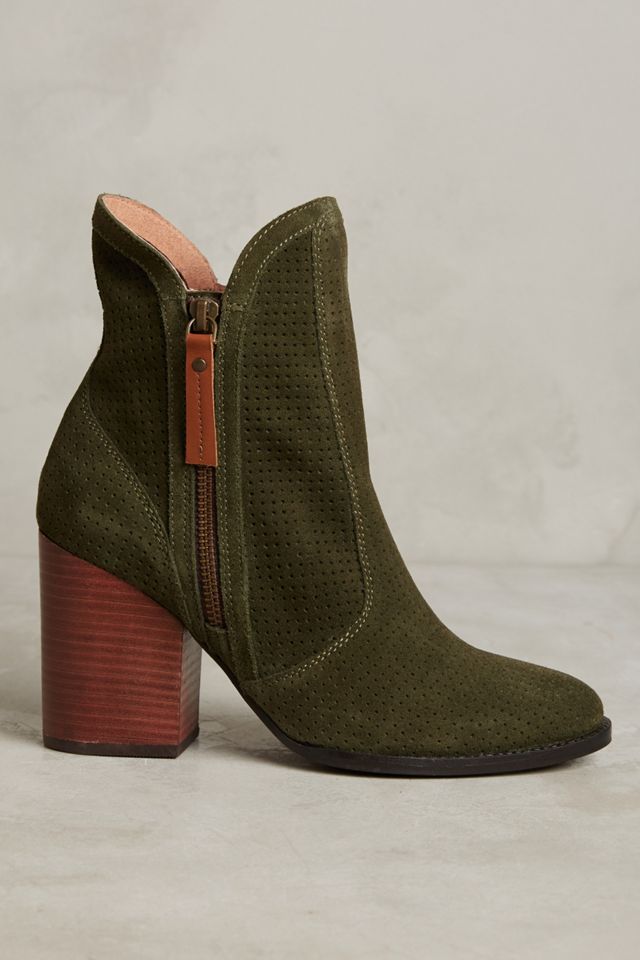 Seychelles Around The World Boots #1