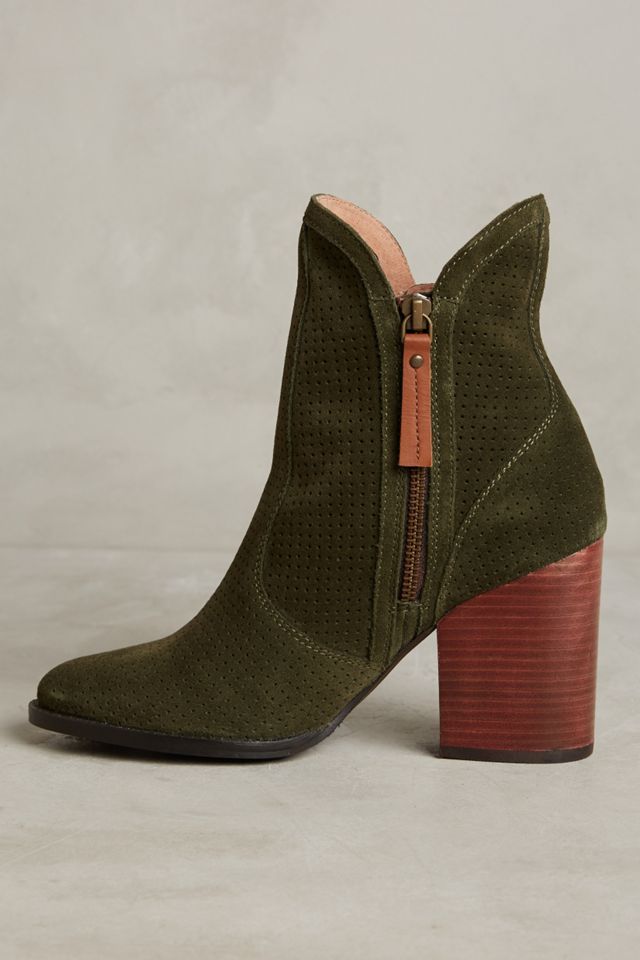 Seychelles Around The World Boots #2