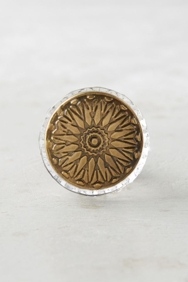 Imprinted Medallion Knob #1