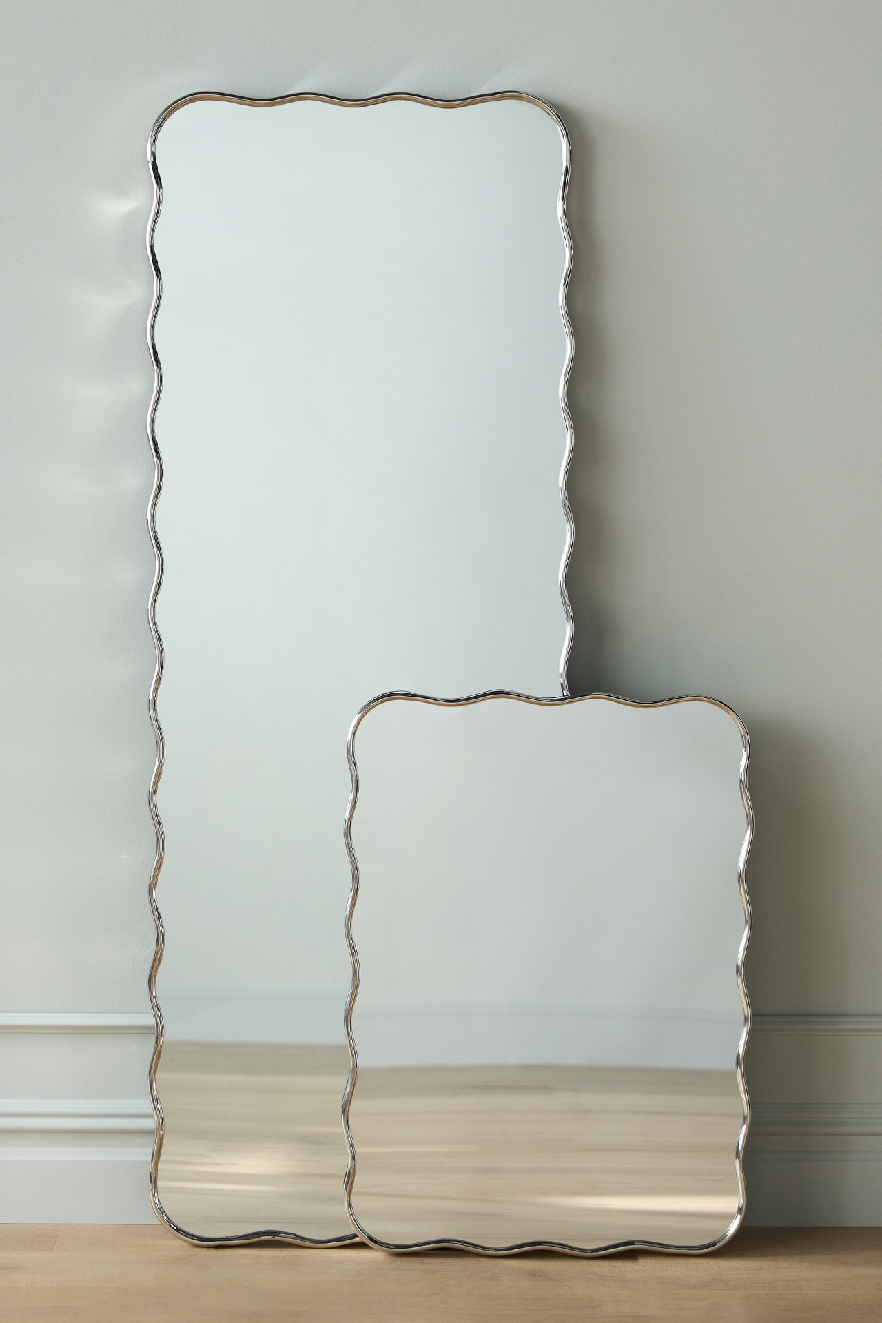 Coquille Metallic Mirror