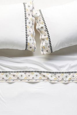 Simo Embroidered Sheet Set