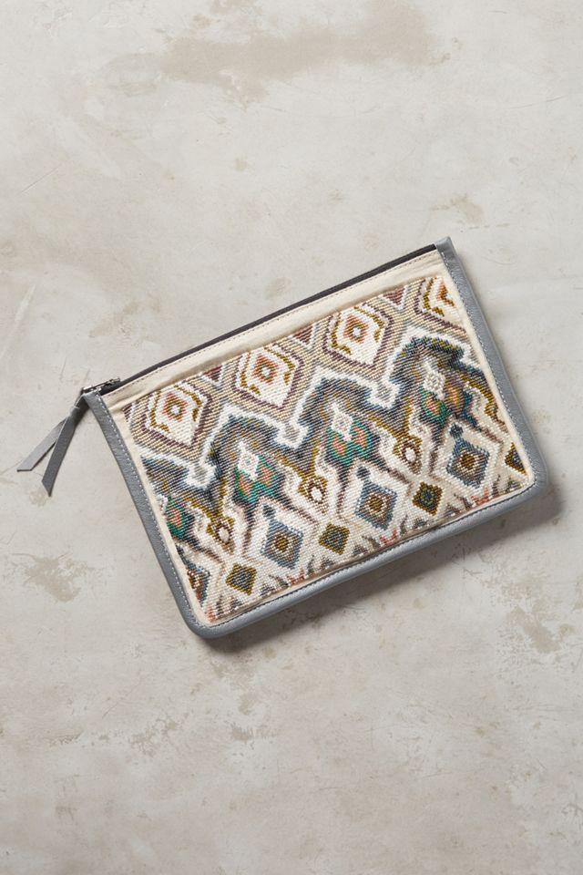 Tahiti Beaded Clutch