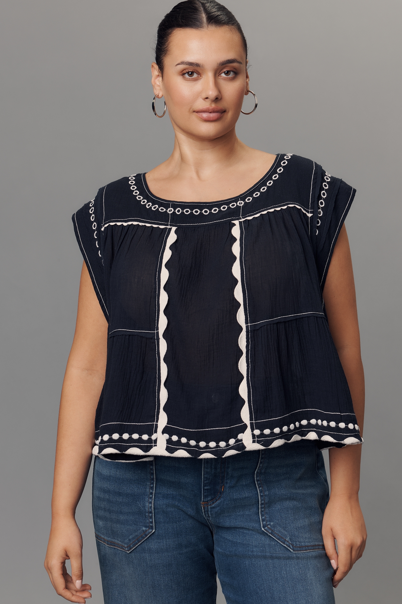 By Anthropologie Embellished Graphic Babydoll Top