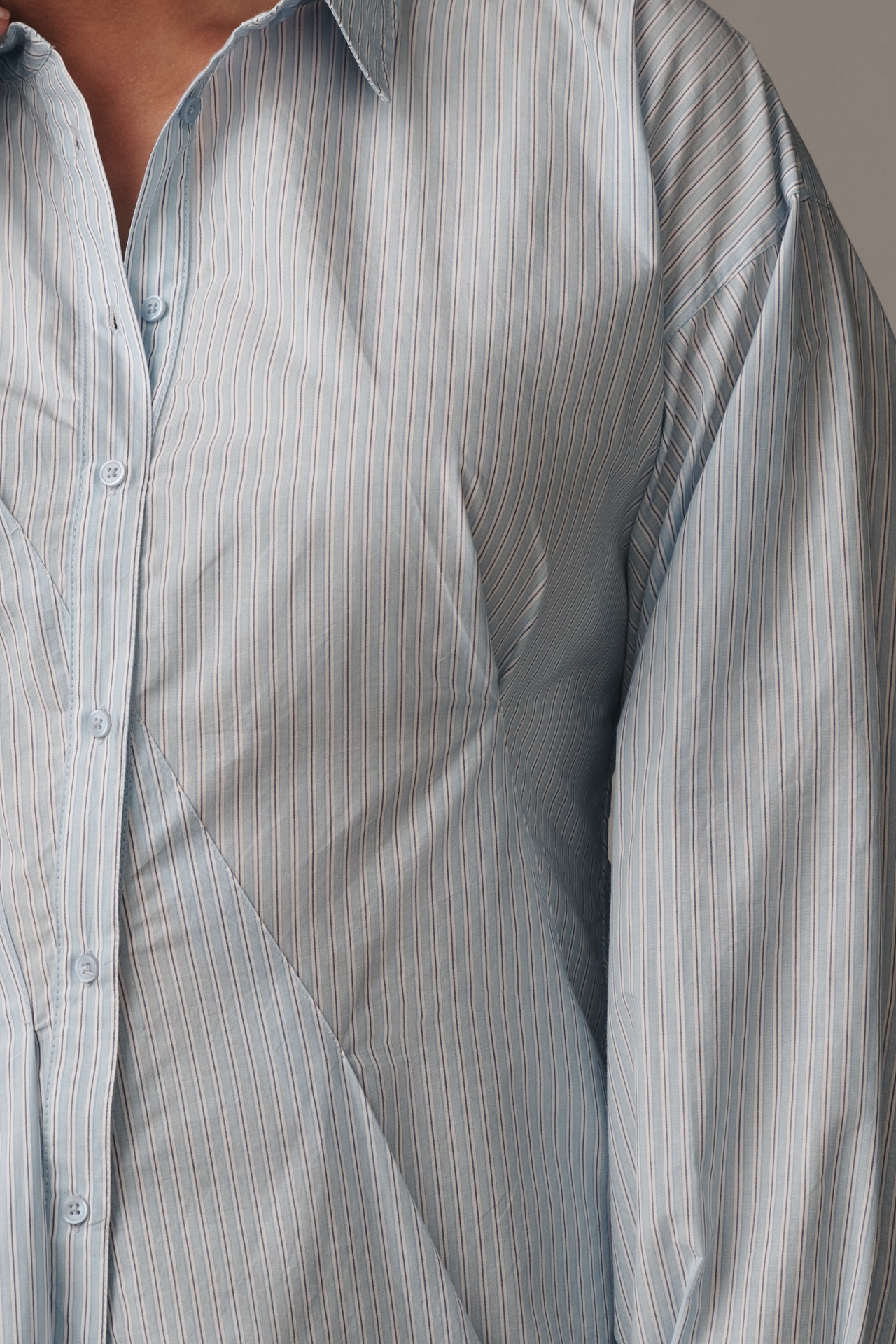 Maeve Long-Sleeve Waisted Buttondown Shirt